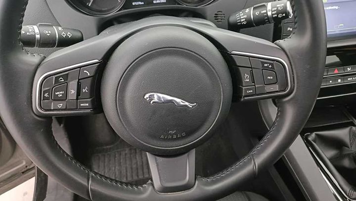 Photo 20 VIN: SADCA2DNXJA281395 - JAGUAR F-PACE 