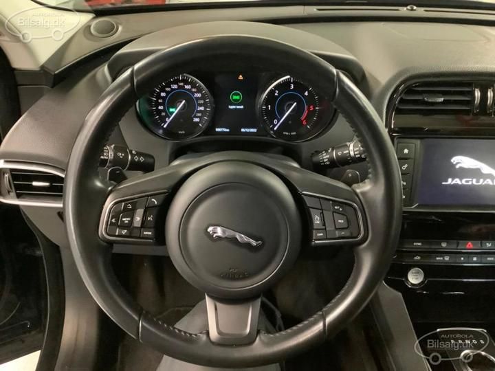 Photo 12 VIN: SADCB2BN1JA321282 - JAGUAR F-PACE SUV 