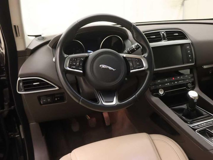 Photo 16 VIN: SADCB2DN0JA275909 - JAGUAR F-PACE 