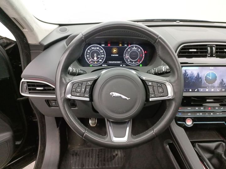 Photo 24 VIN: SADCB2DN6KA397613 - JAGUAR F-PACE 