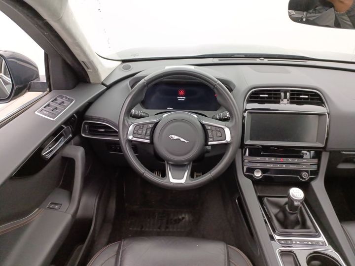 Photo 8 VIN: SADCB2DN6KA397613 - JAGUAR F-PACE 