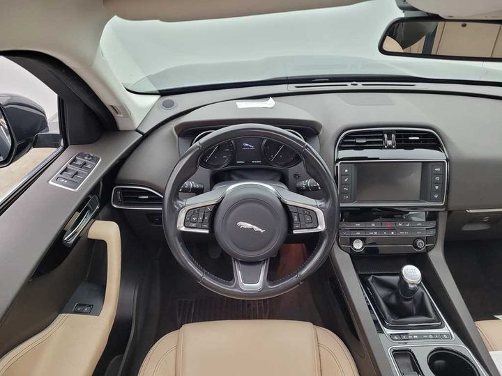 Photo 9 VIN: SADCB2DN9JA289162 - JAGUAR F-PACE 