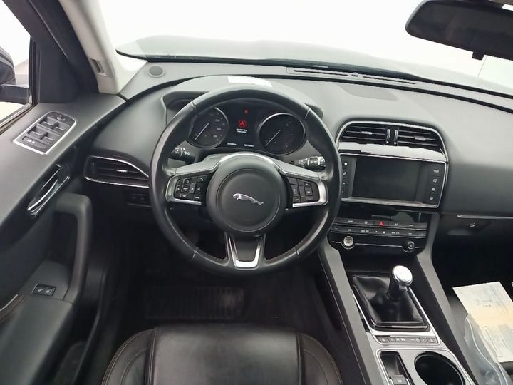 Photo 9 VIN: SADCB2DNXJA261824 - JAGUAR F-PACE 