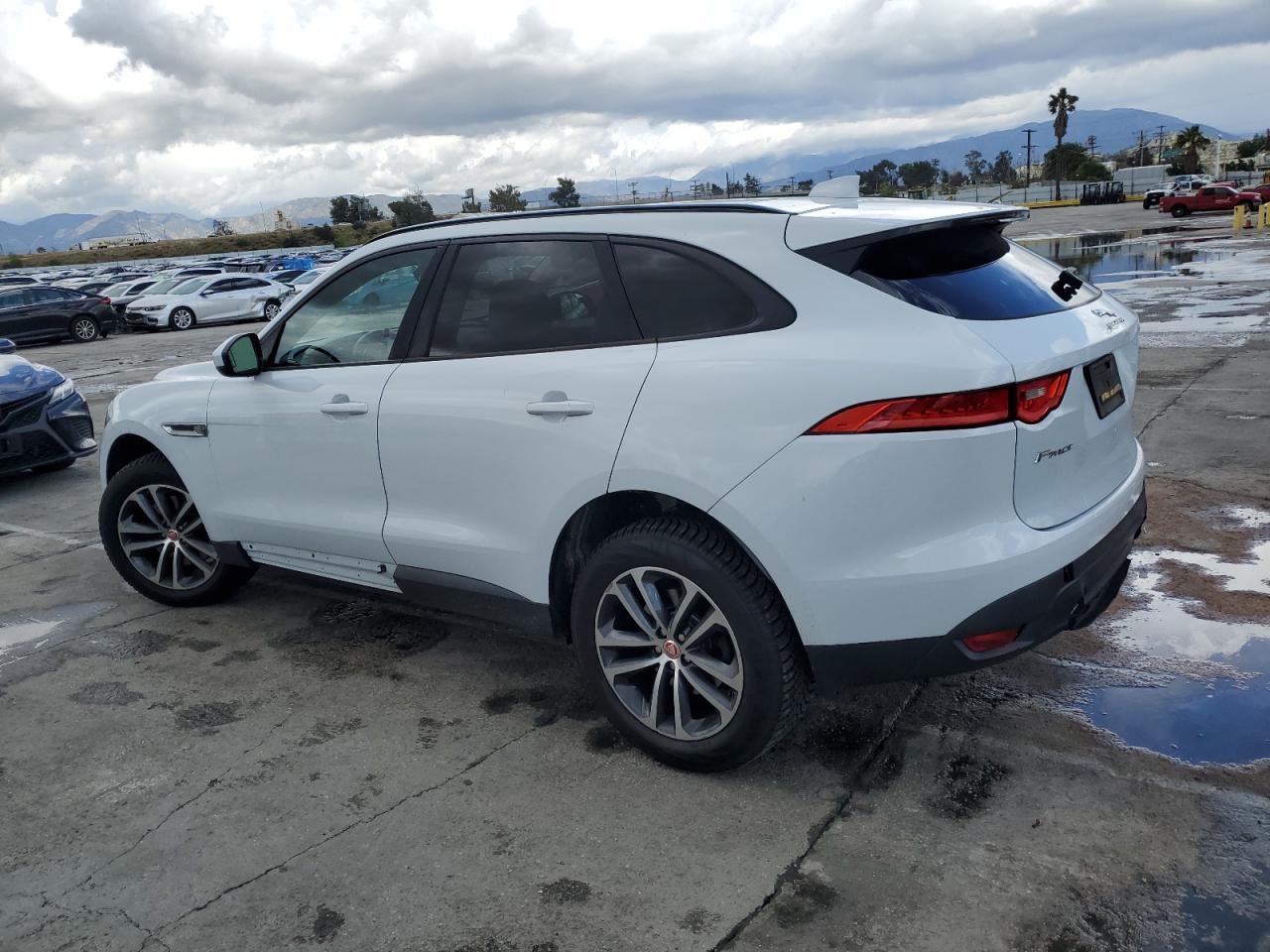 Photo 1 VIN: SADCJ2BVXHA895974 - JAGUAR F-PACE 