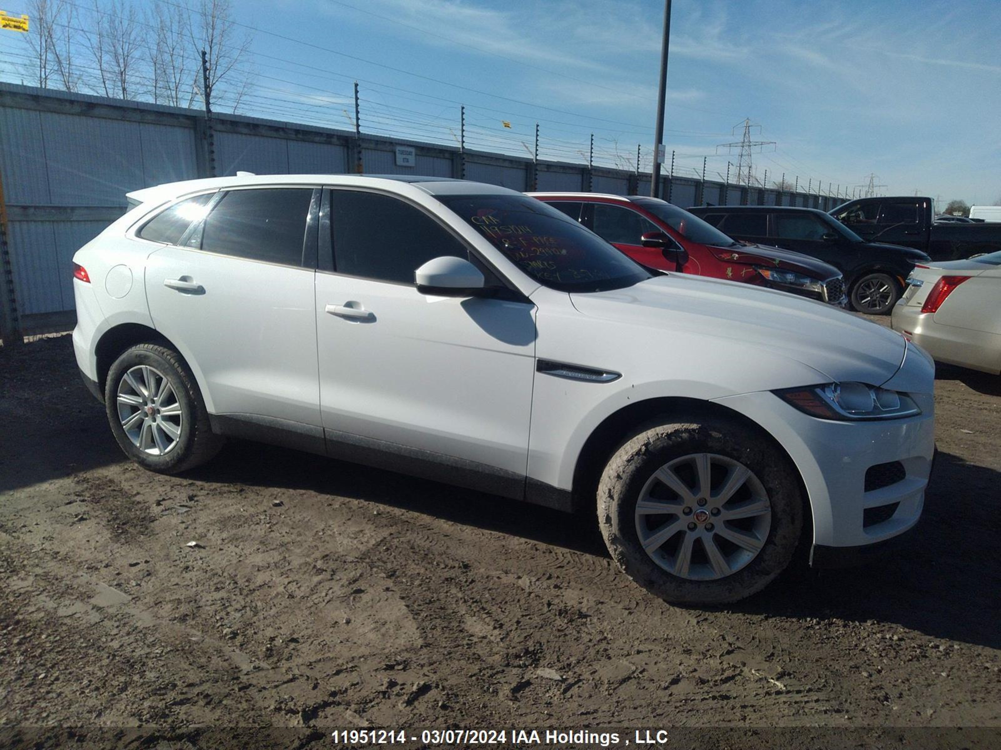 Photo 12 VIN: SADCJ2FX2JA294124 - JAGUAR F-PACE 