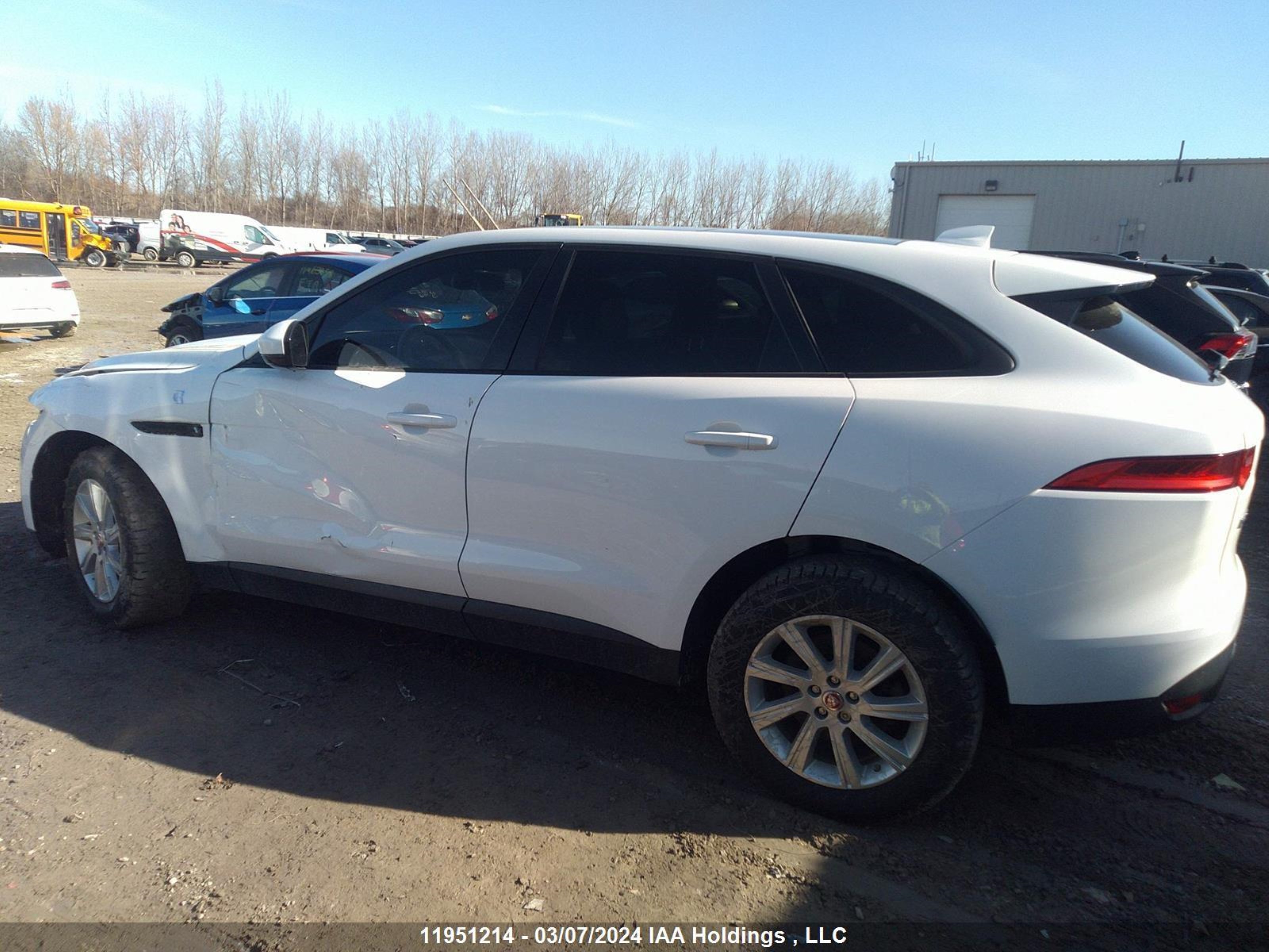 Photo 13 VIN: SADCJ2FX2JA294124 - JAGUAR F-PACE 