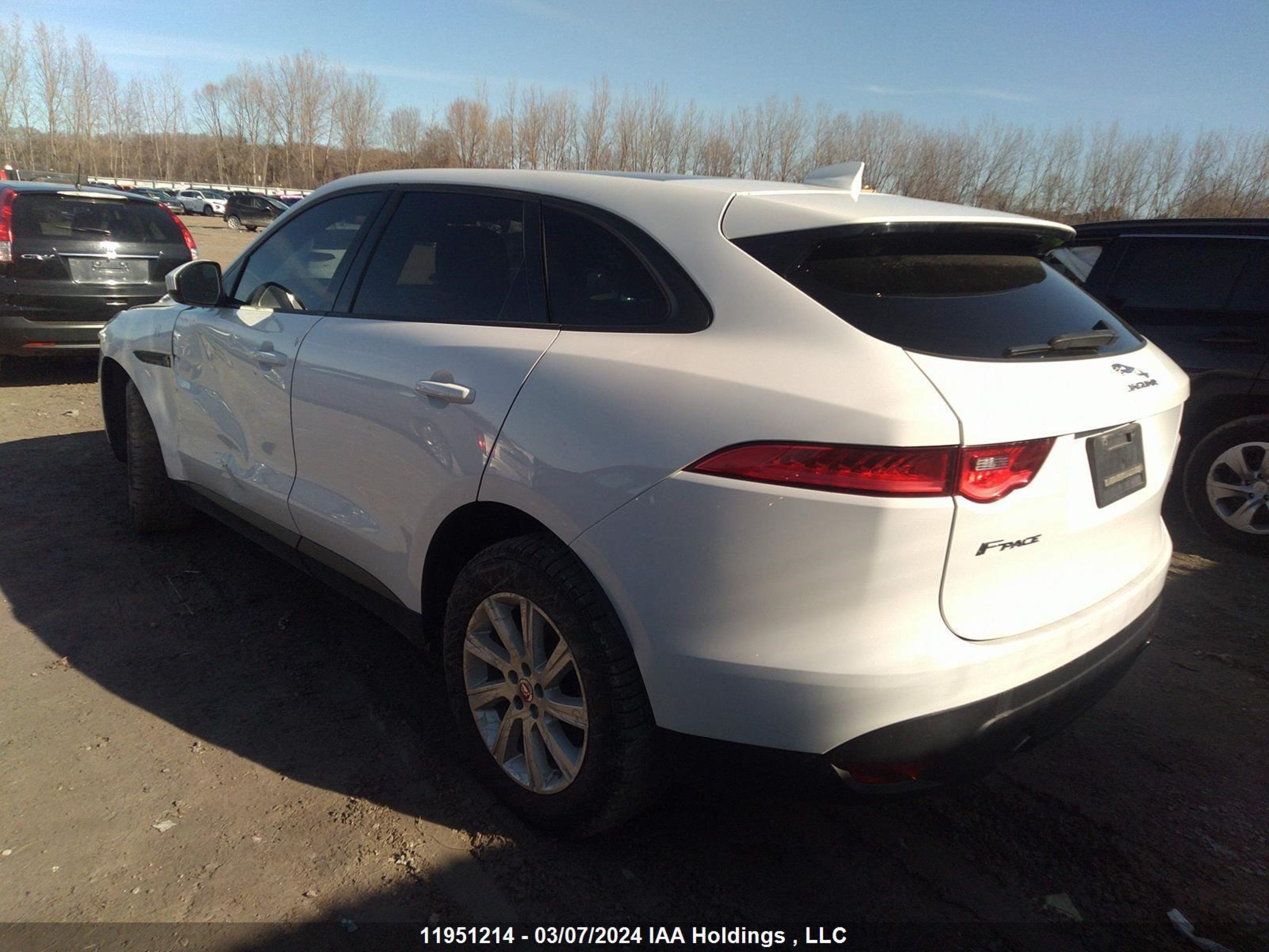 Photo 2 VIN: SADCJ2FX2JA294124 - JAGUAR F-PACE 