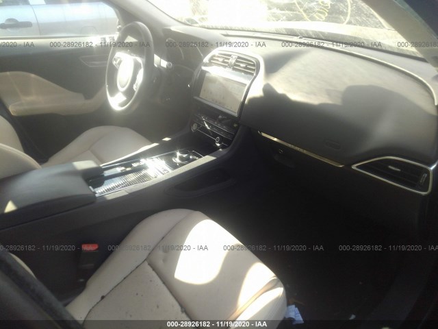 Photo 4 VIN: SADCJ2FX2LA618885 - JAGUAR F-PACE 