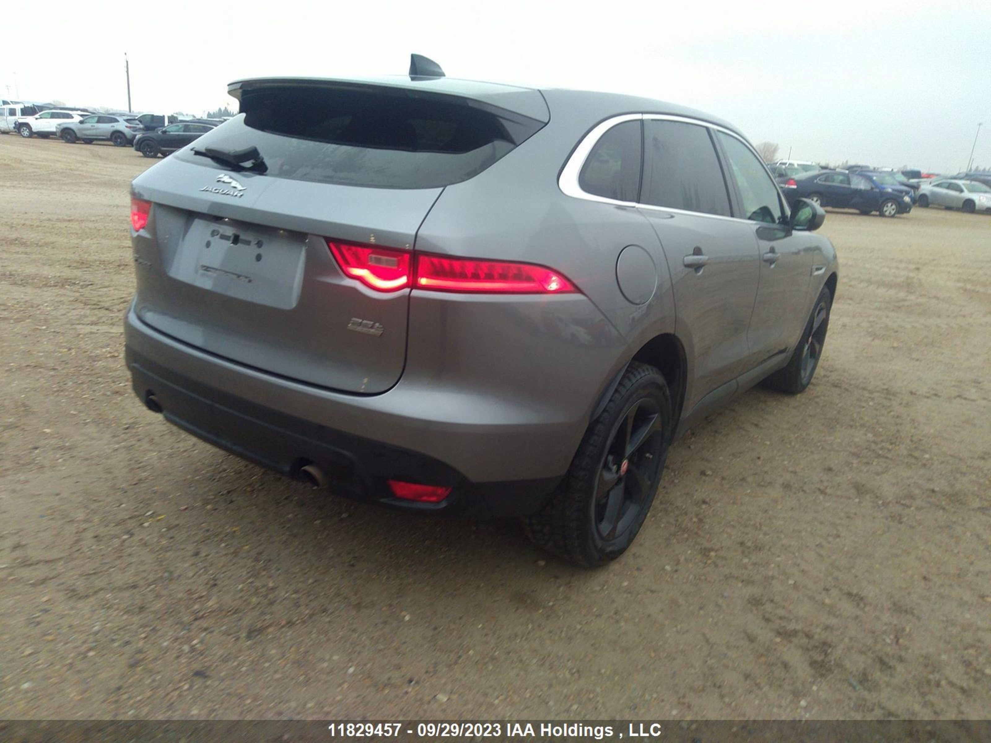 Photo 3 VIN: SADCJ2FX2LA661834 - JAGUAR F-PACE 