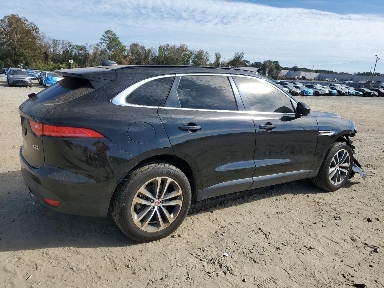 Photo 2 VIN: SADCJ2FX3LA616921 - JAGUAR F-PACE 