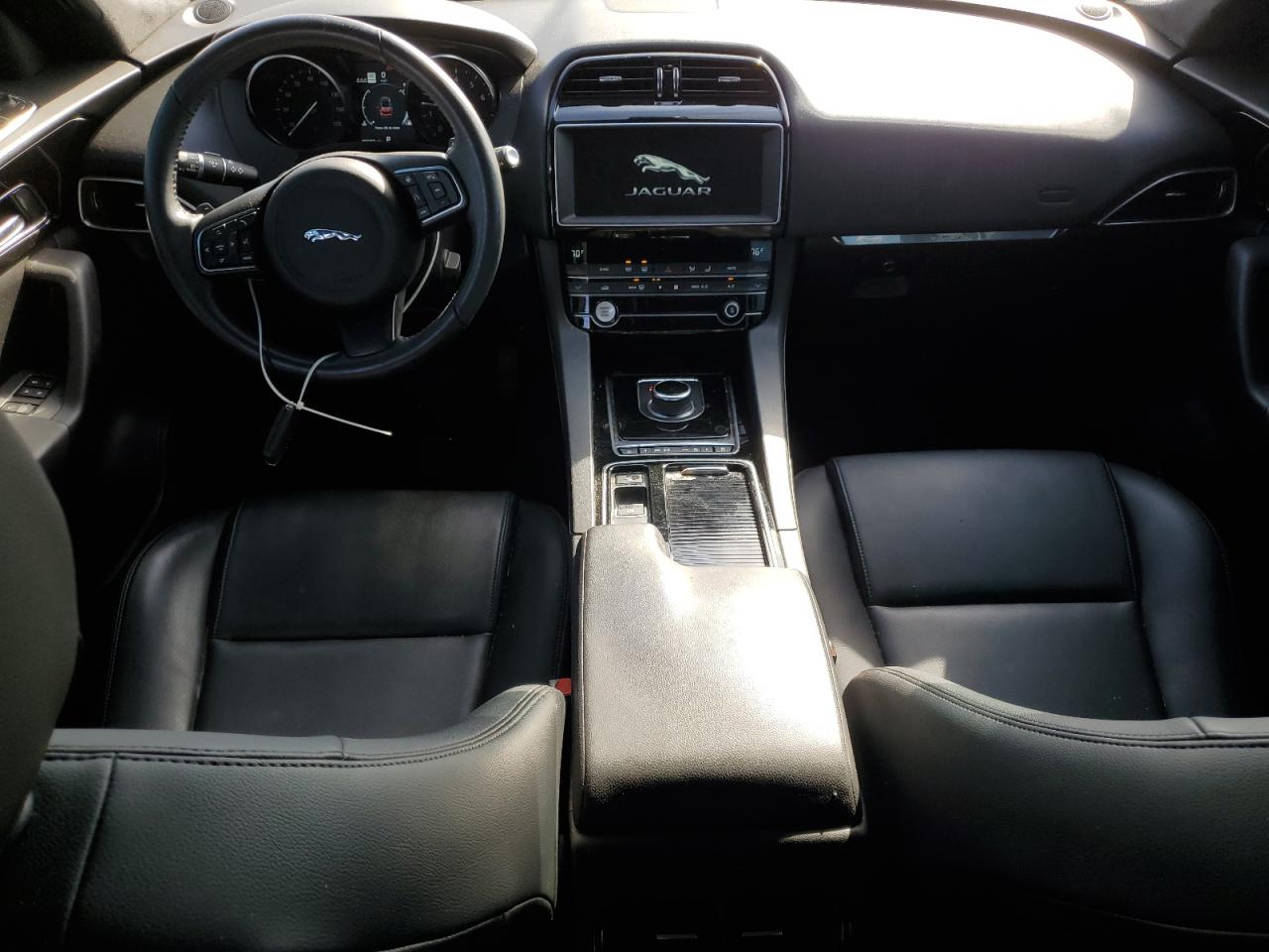 Photo 7 VIN: SADCJ2FX3LA616921 - JAGUAR F-PACE 