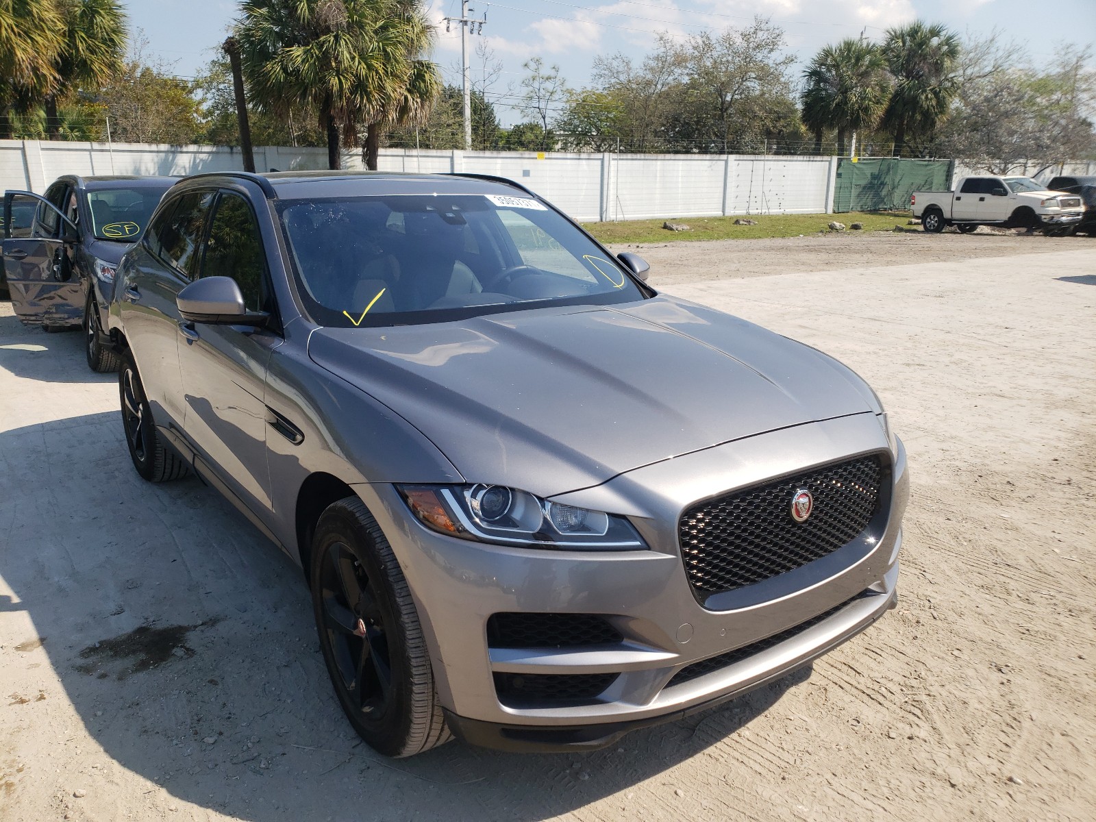 Photo 0 VIN: SADCJ2FX4LA618645 - JAGUAR F-PACE PRE 