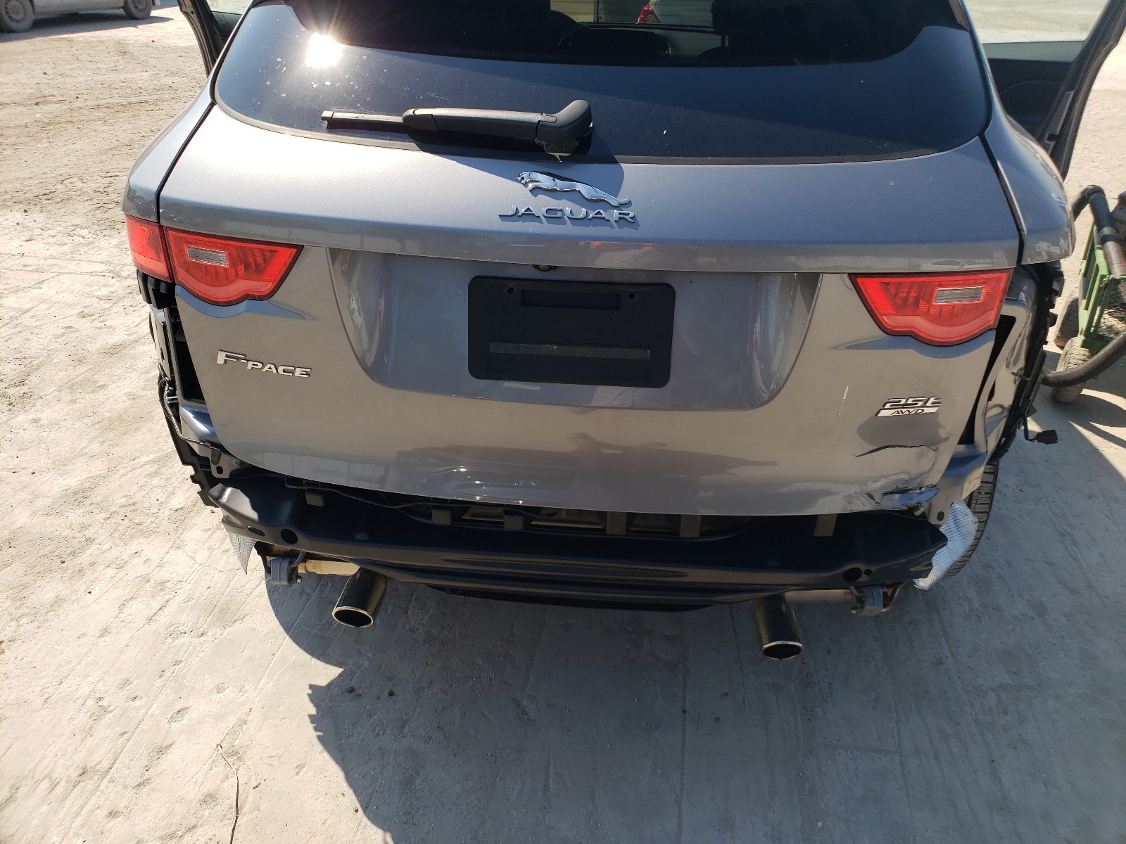 Photo 8 VIN: SADCJ2FX4LA618645 - JAGUAR F-PACE PRE 