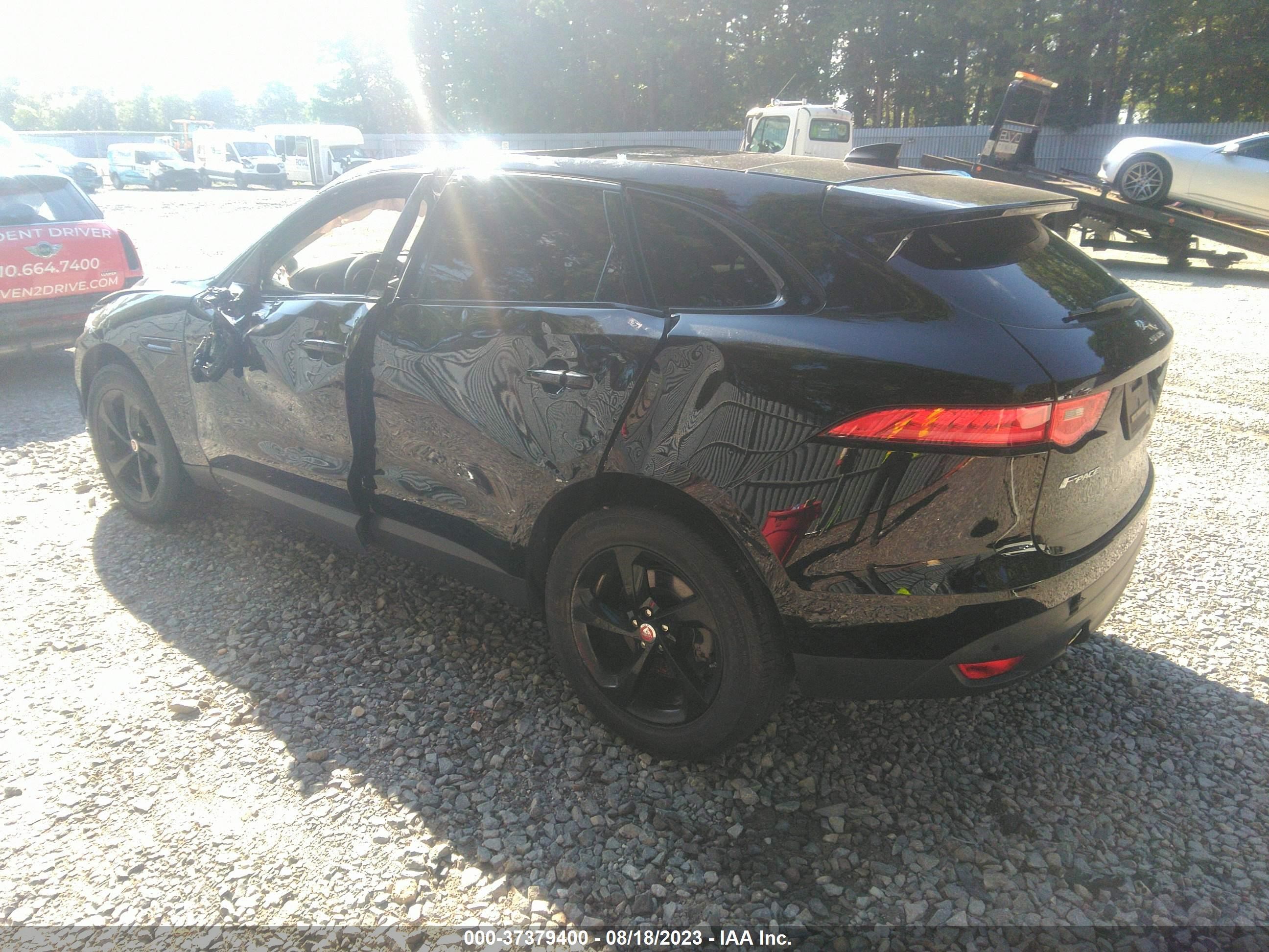 Photo 2 VIN: SADCJ2FX9LA656629 - JAGUAR F-PACE 