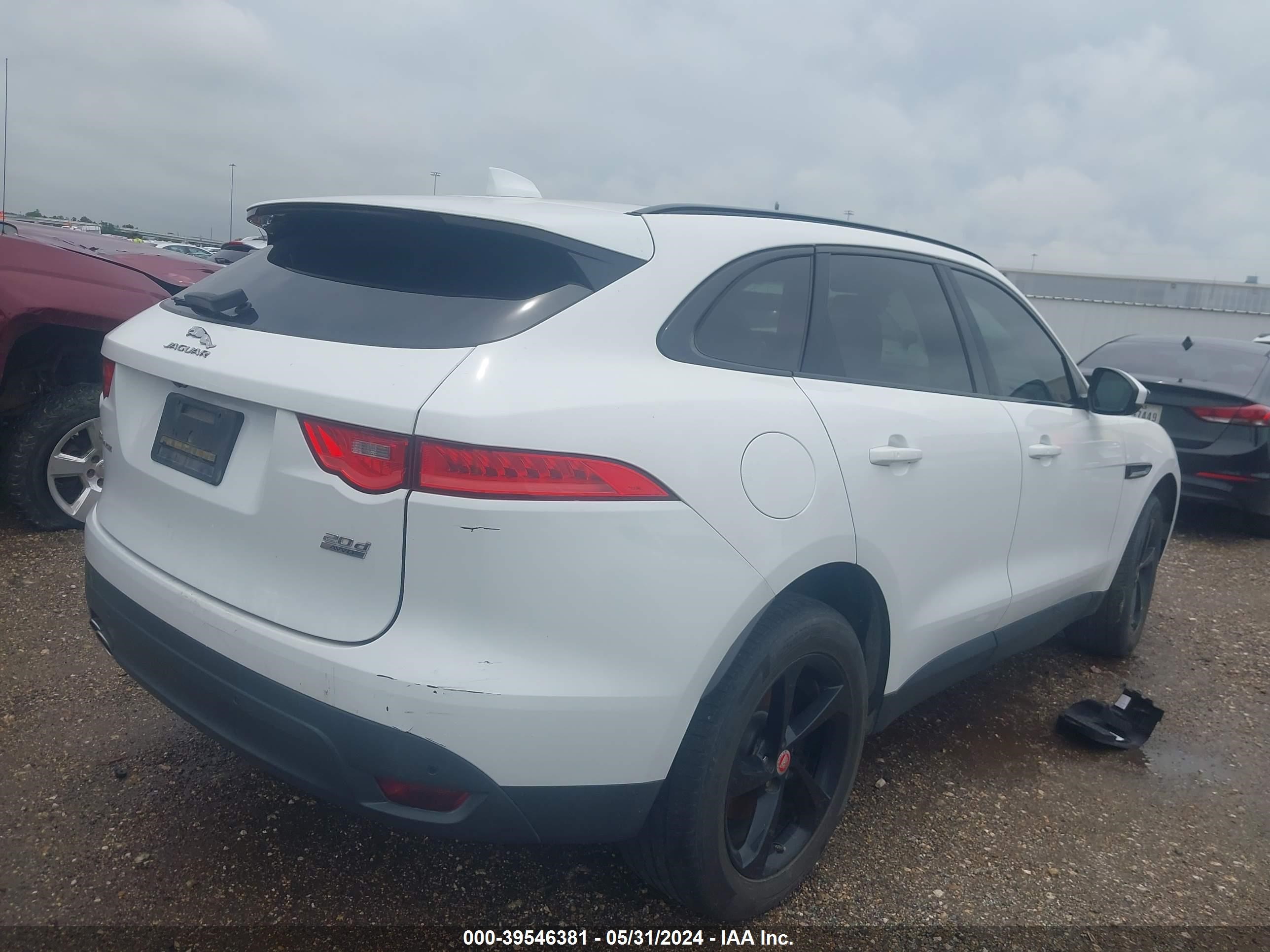 Photo 3 VIN: SADCK2BN8HA498101 - JAGUAR F-PACE 