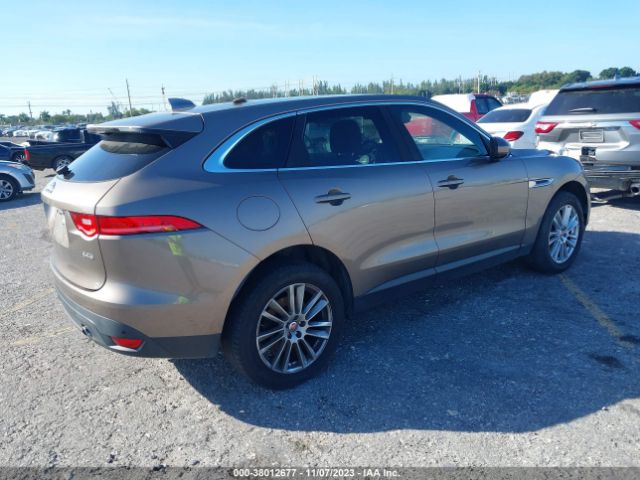 Photo 3 VIN: SADCK2BV2HA060206 - JAGUAR F-PACE 