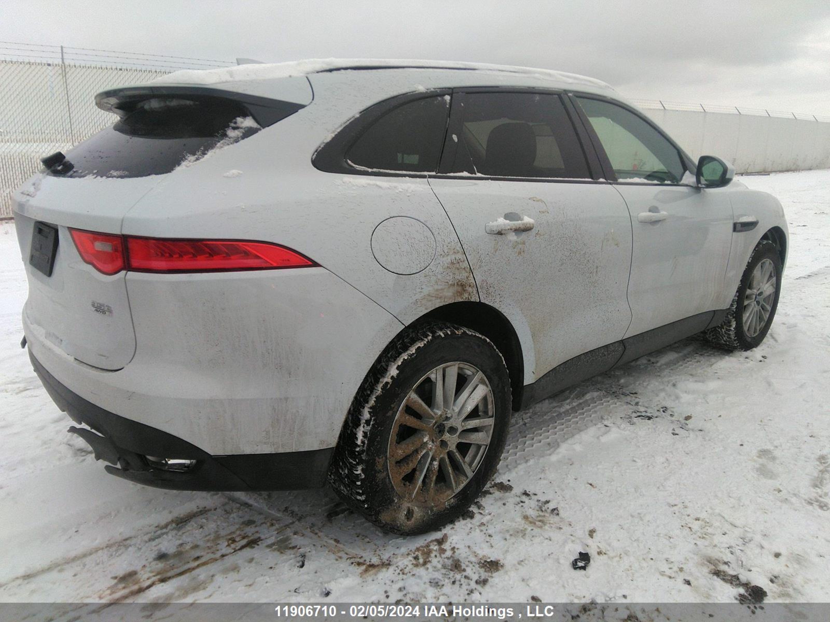 Photo 3 VIN: SADCK2BVXHA880419 - JAGUAR F-PACE 