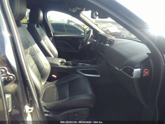 Photo 4 VIN: SADCL2BV0HA493617 - JAGUAR F-PACE 