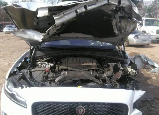 Photo 9 VIN: SADCL2BV6HA064675 - JAGUAR F-PACE 