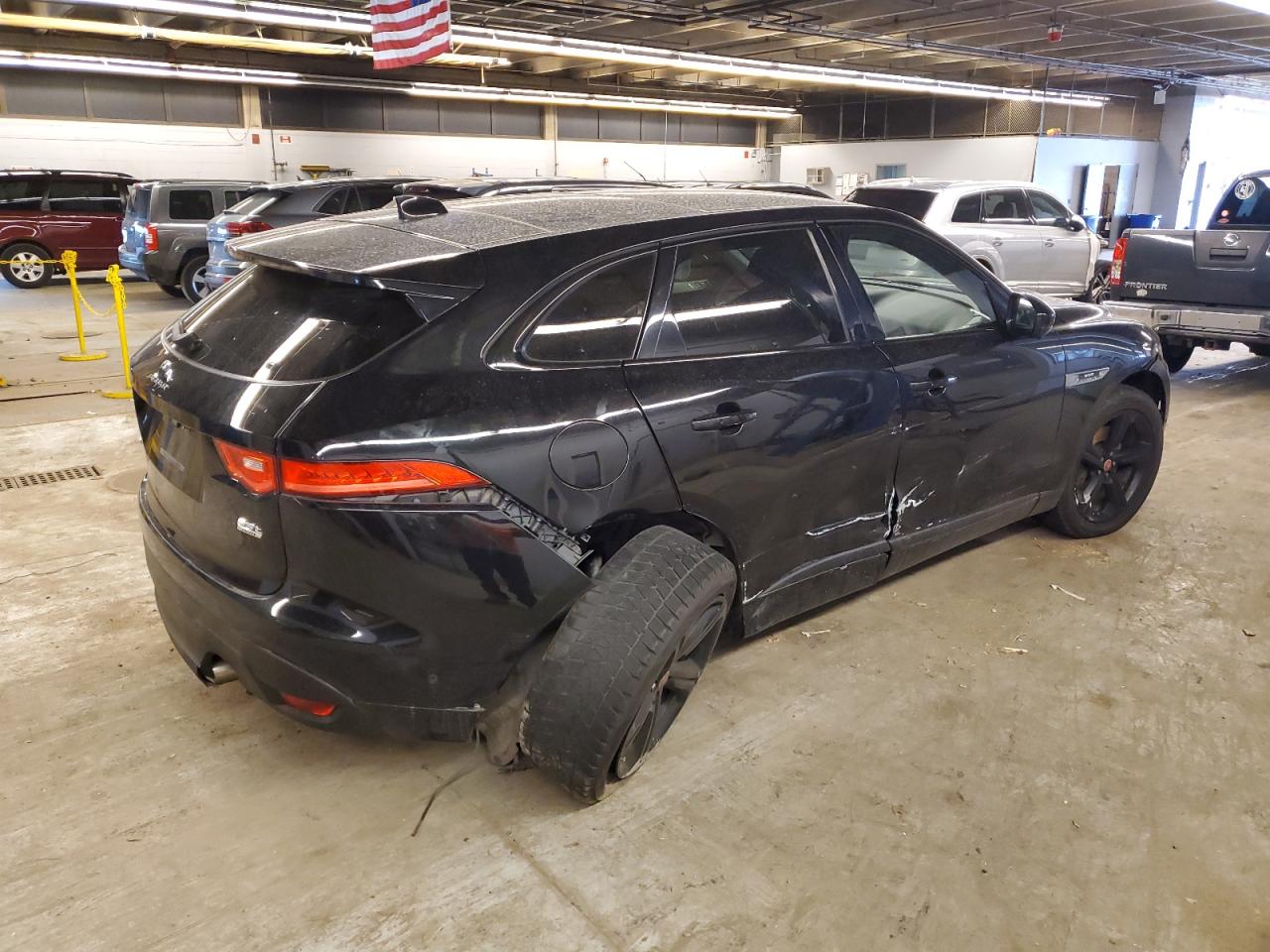 Photo 2 VIN: SADCL2BV7HA068475 - JAGUAR F-PACE 