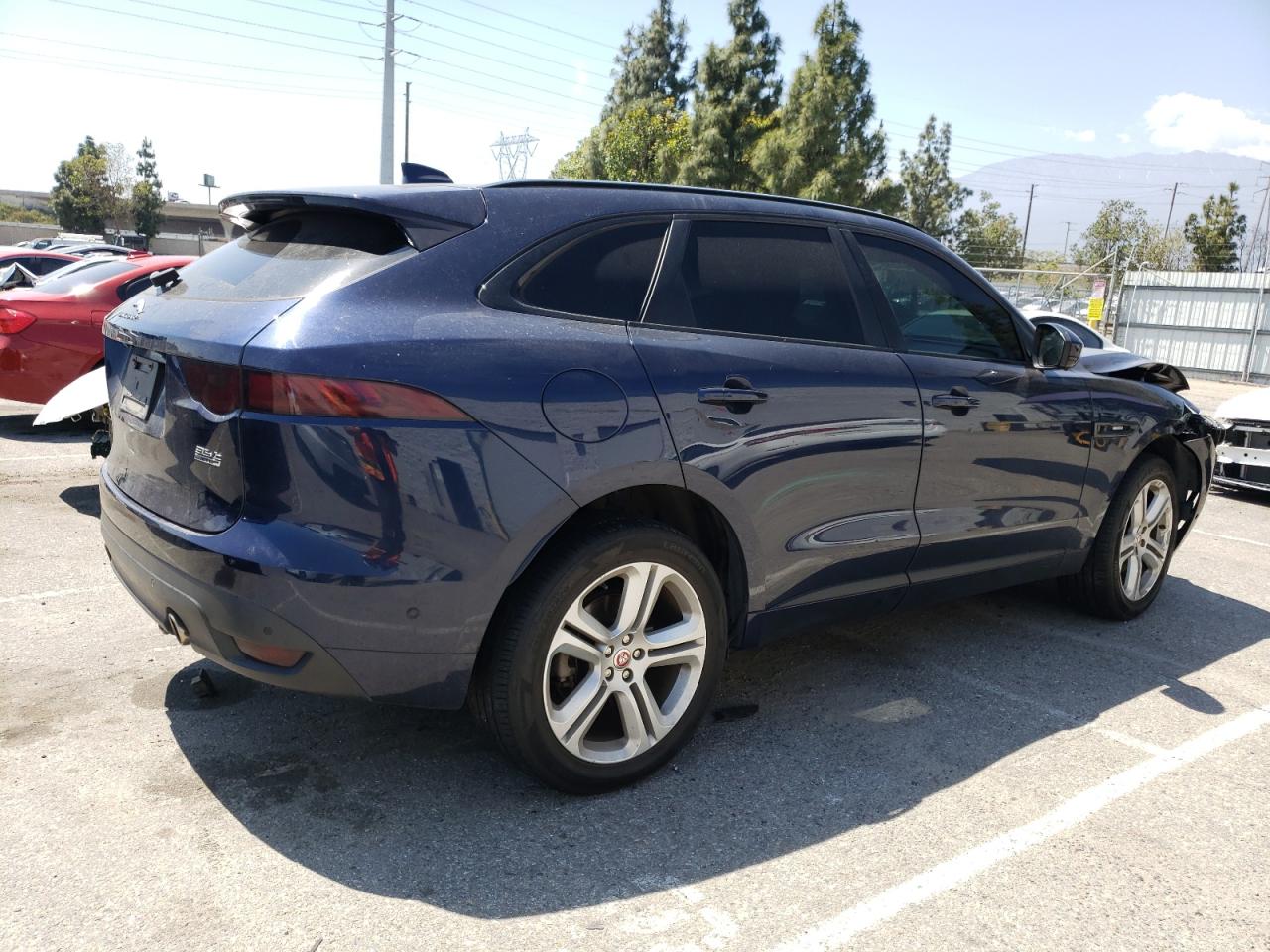 Photo 2 VIN: SADCL2BV7HA090024 - JAGUAR F-PACE 