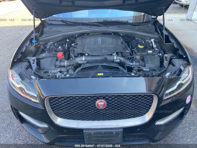 Photo 9 VIN: SADCL2BV9HA061396 - JAGUAR F-PACE 