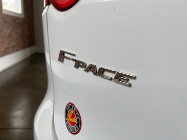 Photo 6 VIN: SADCL2BV9HA490764 - JAGUAR F-PACE 