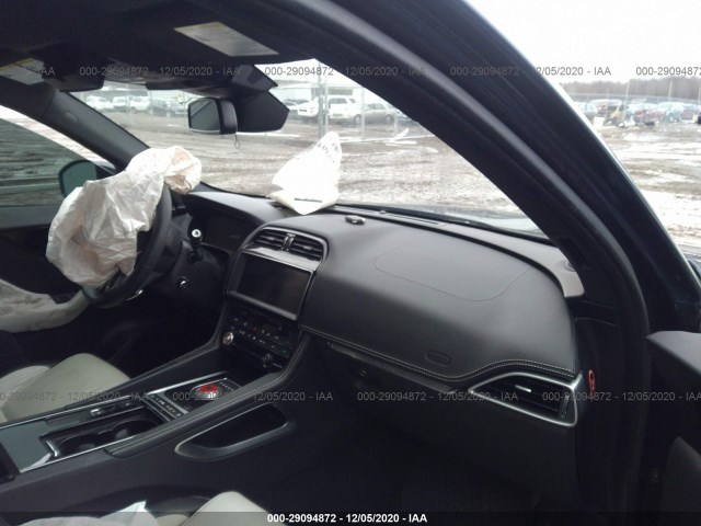 Photo 4 VIN: SADCL2FX3JA250532 - JAGUAR F-PACE 