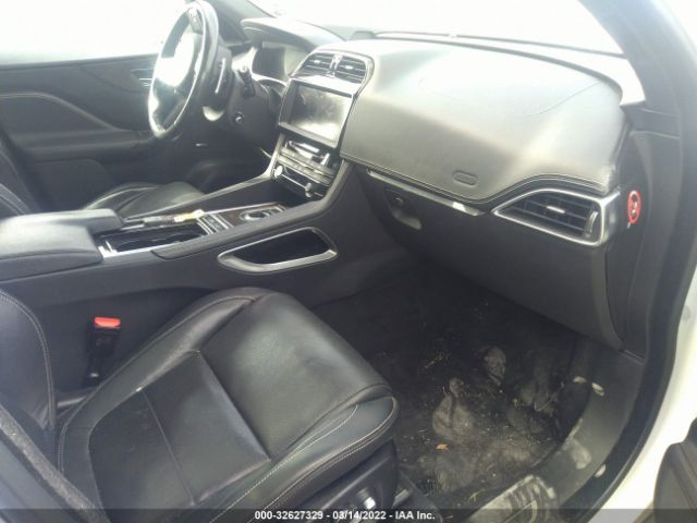 Photo 4 VIN: SADCL2FX6JA281905 - JAGUAR F-PACE 