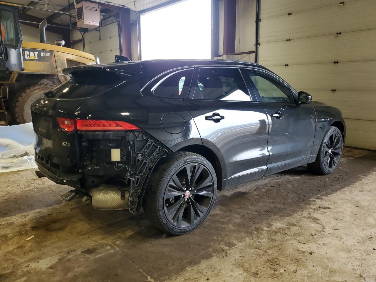 Photo 2 VIN: SADCL2FX7JA322655 - JAGUAR F-PACE 