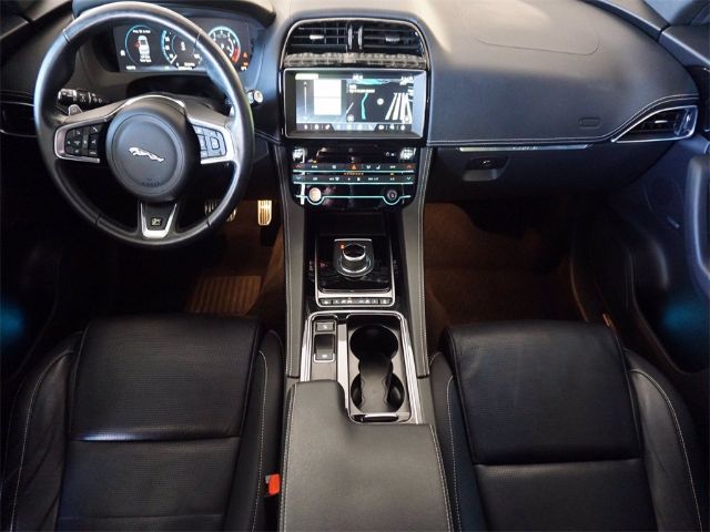 Photo 3 VIN: SADCL2GX1JA293460 - JAGUAR F-PACE 