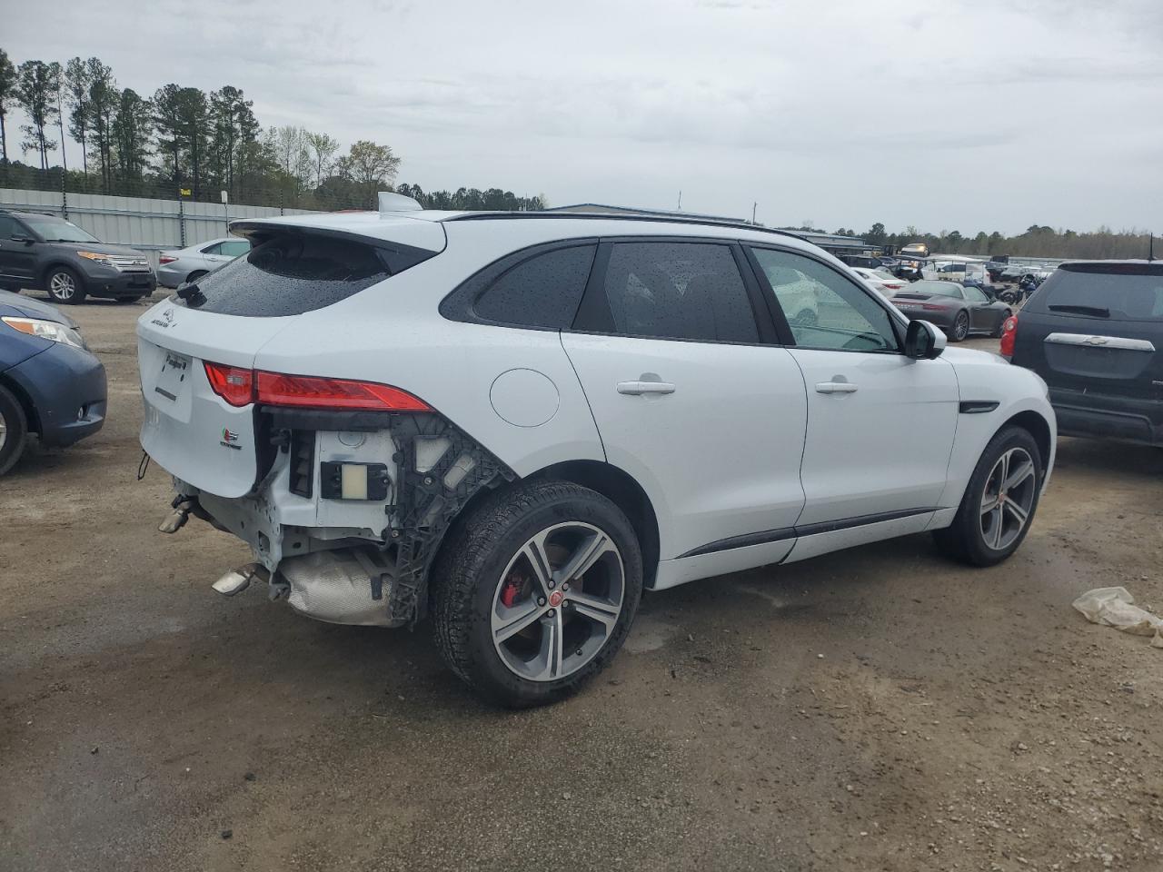 Photo 2 VIN: SADCM2BV4HA072402 - JAGUAR F-PACE 