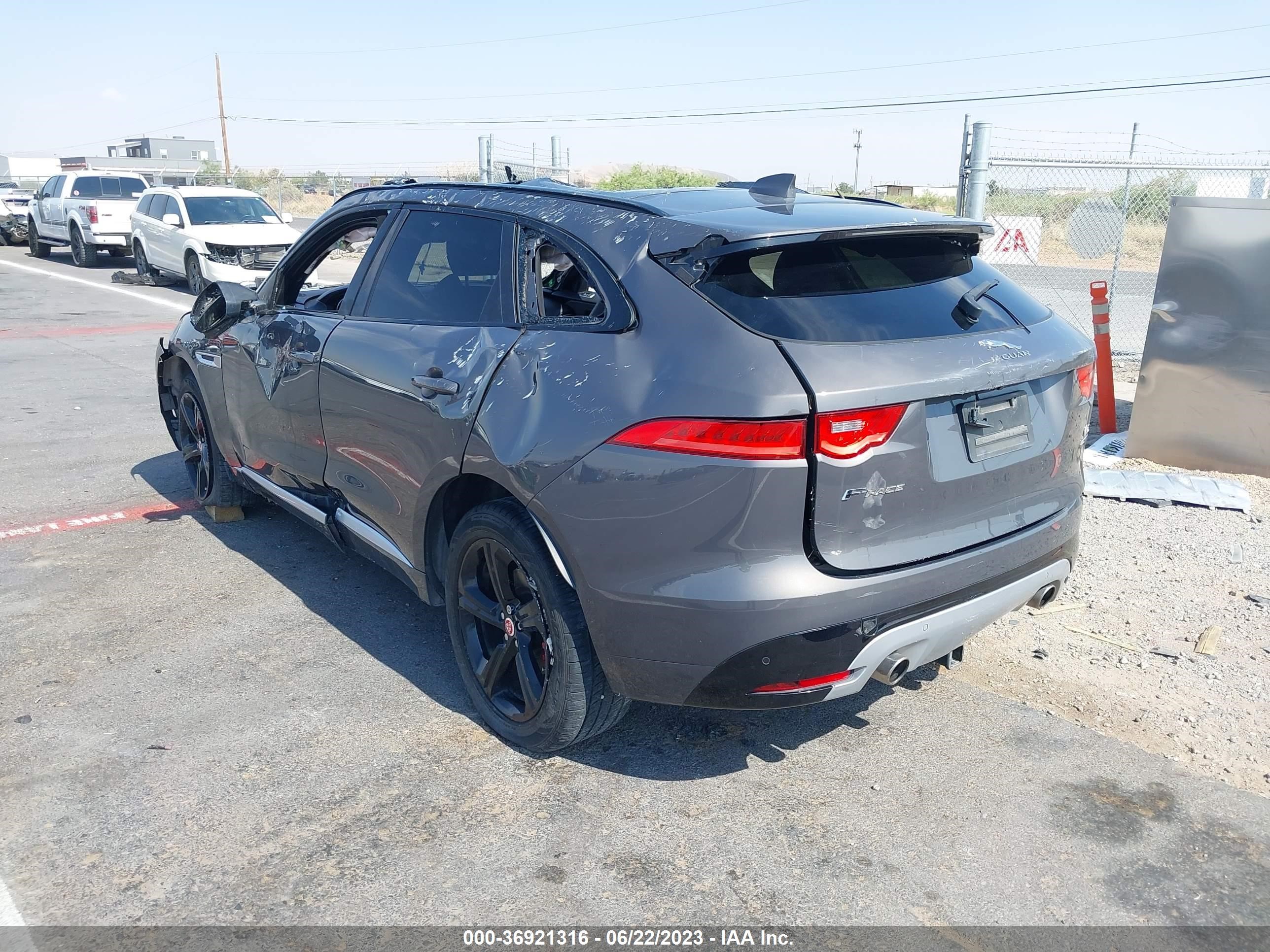 Photo 2 VIN: SADCM2BV5HA893296 - JAGUAR F-PACE 