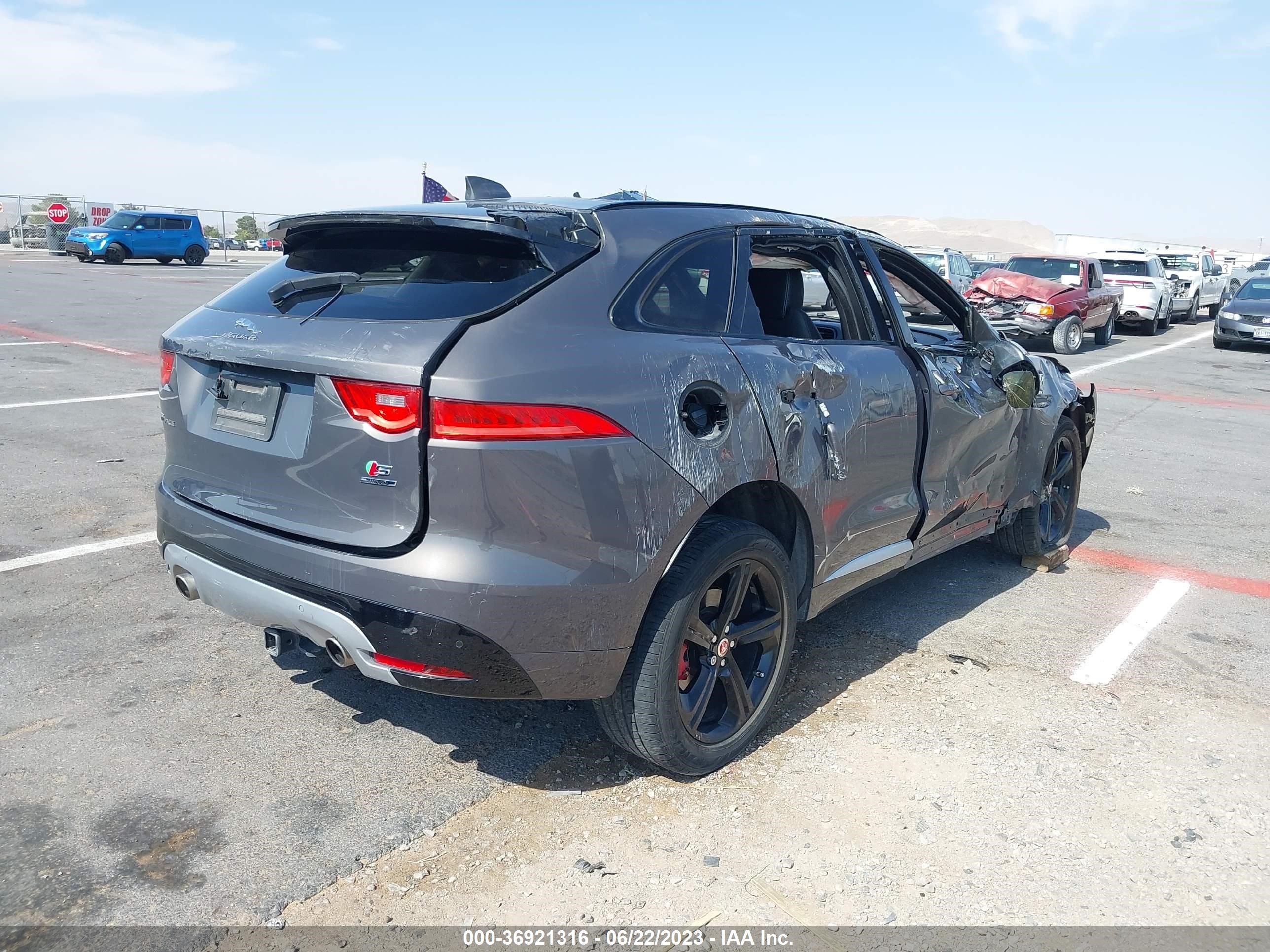 Photo 3 VIN: SADCM2BV5HA893296 - JAGUAR F-PACE 