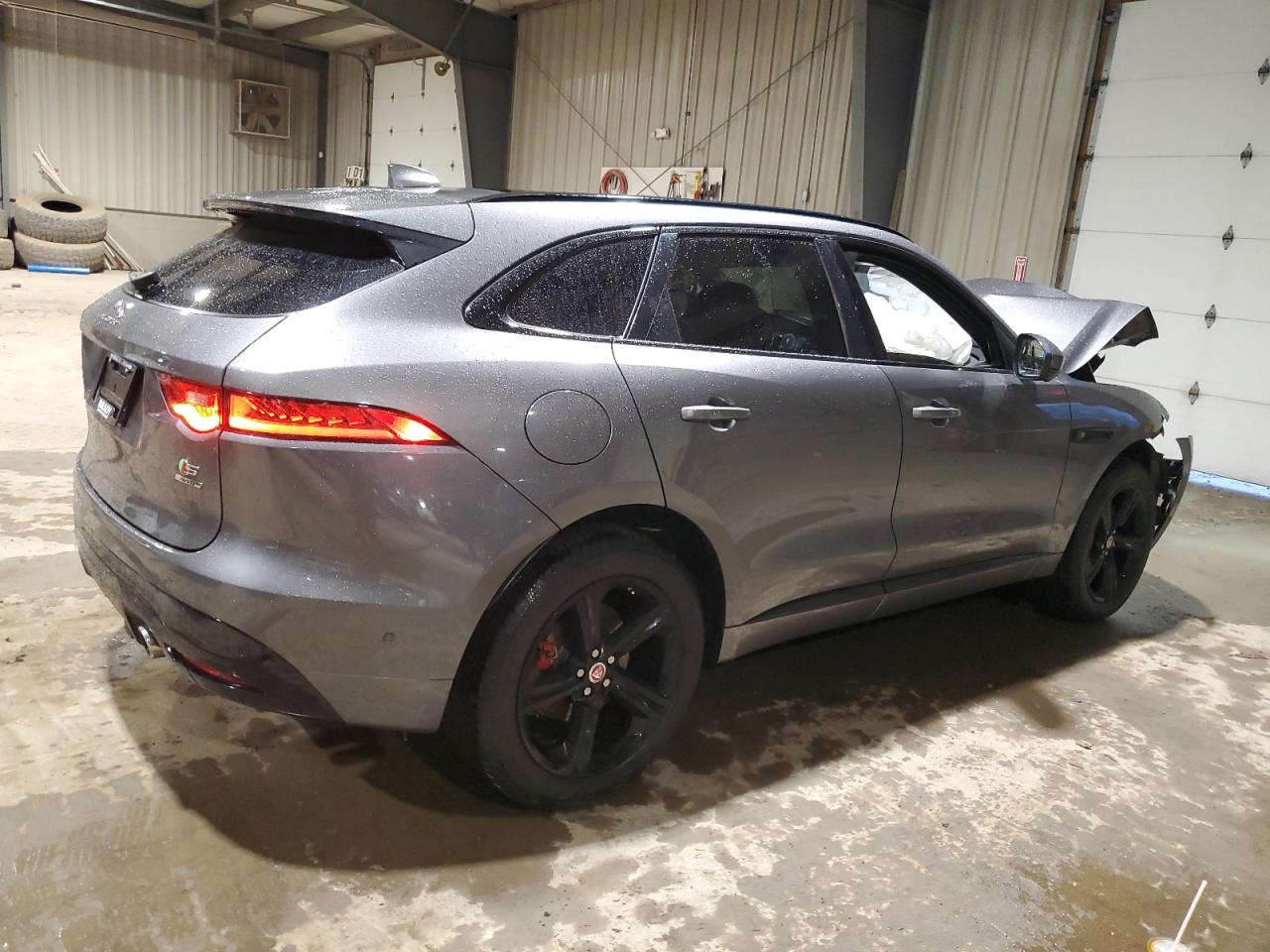 Photo 2 VIN: SADCM2BV7HA892229 - JAGUAR F-PACE S 