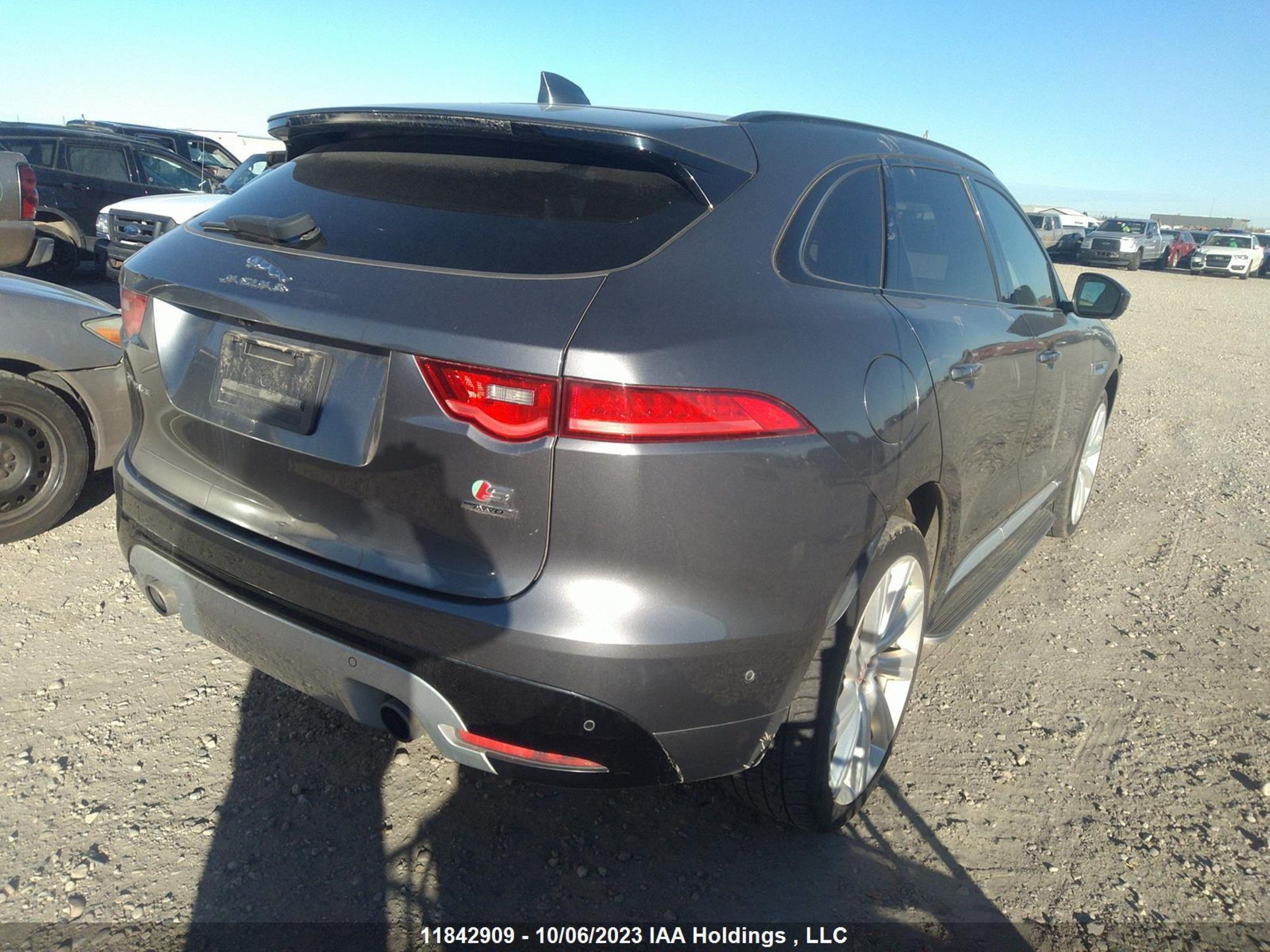 Photo 3 VIN: SADCM2BVXHA085610 - JAGUAR F-PACE 