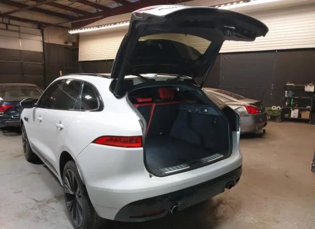 Photo 2 VIN: SADCM2BVXHA490768 - JAGUAR F-PACE 