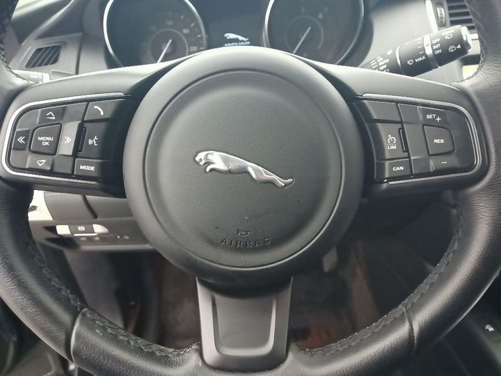 Photo 21 VIN: SADFA2BN5L1Z77004 - JAGUAR E-PACE &#3917 