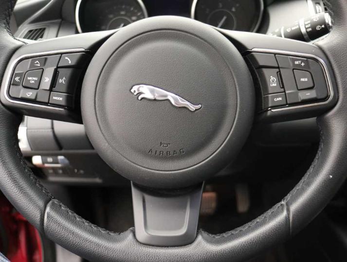 Photo 22 VIN: SADFB2DN6J1Z18681 - JAGUAR EPACE 17 