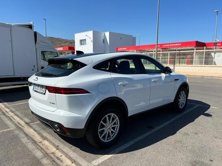 Photo 12 VIN: SADFB2DN6K1Z36874 - JAGUAR E PACE SUV 