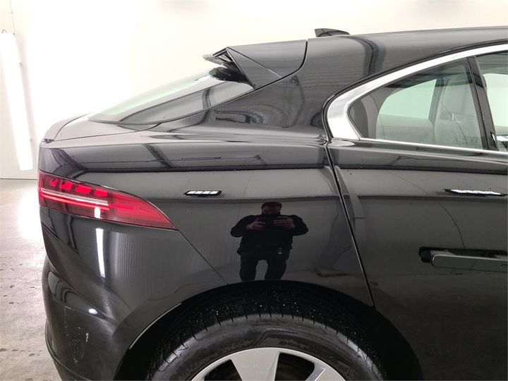 Photo 18 VIN: SADHA2B16L1F83861 - JAGUAR I-PACE 