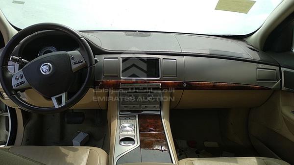 Photo 12 VIN: SAJAA05D0BFS01623 - JAGUAR XF 