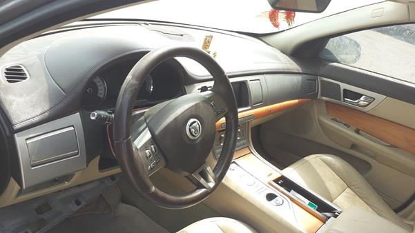 Photo 9 VIN: SAJAA05D1BFR93832 - JAGUAR XF 