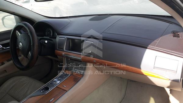 Photo 23 VIN: SAJAA05D2BFR93872 - JAGUAR XF 