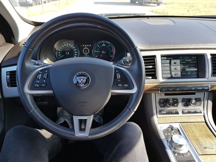 Photo 14 VIN: SAJAA05D9EDU27241 - JAGUAR XF 