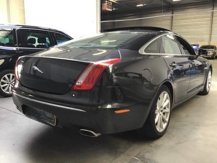 Photo 2 VIN: SAJAA162XBNV15238 - JAGUAR XJ SWB 