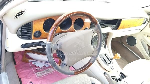 Photo 12 VIN: SAJAA22D92KF45462 - JAGUAR X J 8 