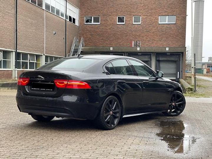 Photo 2 VIN: SAJAB4BG1GA903232 - JAGUAR XE 