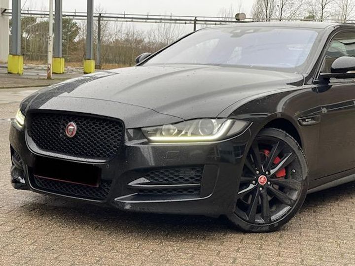 Photo 3 VIN: SAJAB4BG1GA903232 - JAGUAR XE 