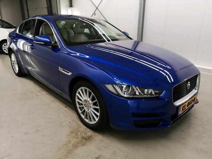 Photo 2 VIN: SAJAB4BN0HCP02605 - JAGUAR XE 